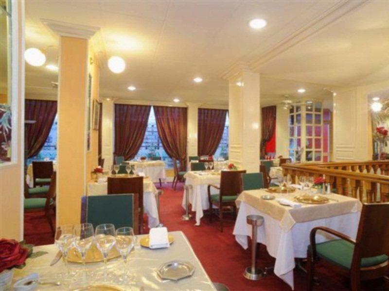 Hotel Chromatics & Restaurant Hill Club Лион Екстериор снимка