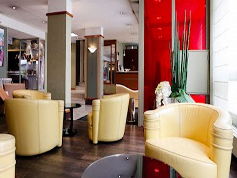 Hotel Chromatics & Restaurant Hill Club Лион Екстериор снимка